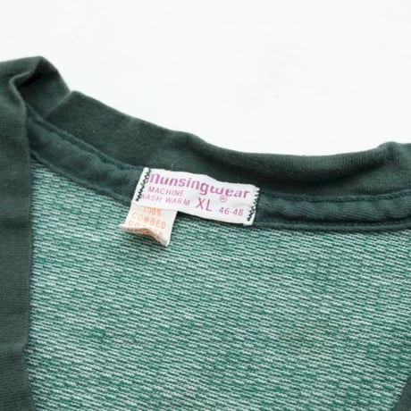 Munsingwear  V-Neck T-Shirt
