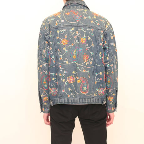 Flower Embroidery Denim Jacket