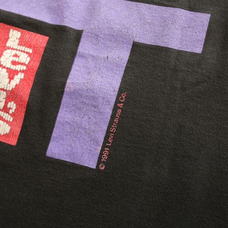 91's Levi's T-Shirt "SIT ON IT"
