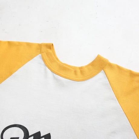 90's Raglan Sleeves T-Shirt