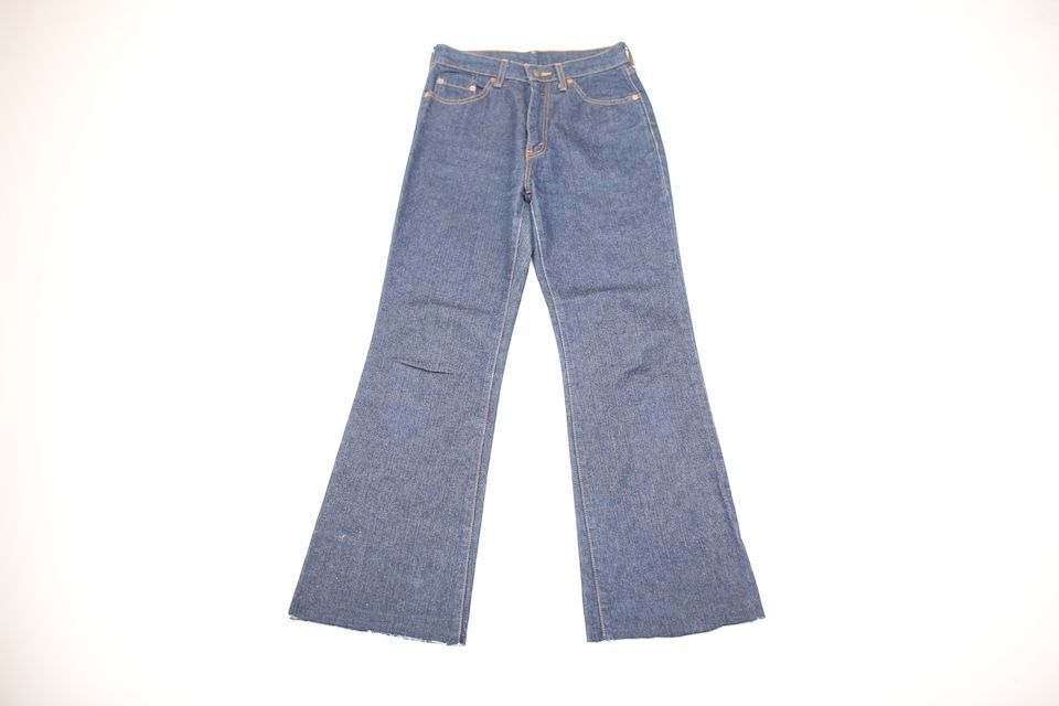 90's Levi's W557 Flared Denim Pants | Strato