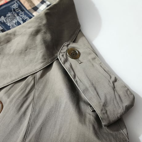 バーバリートレンチコート Burberrys Coat