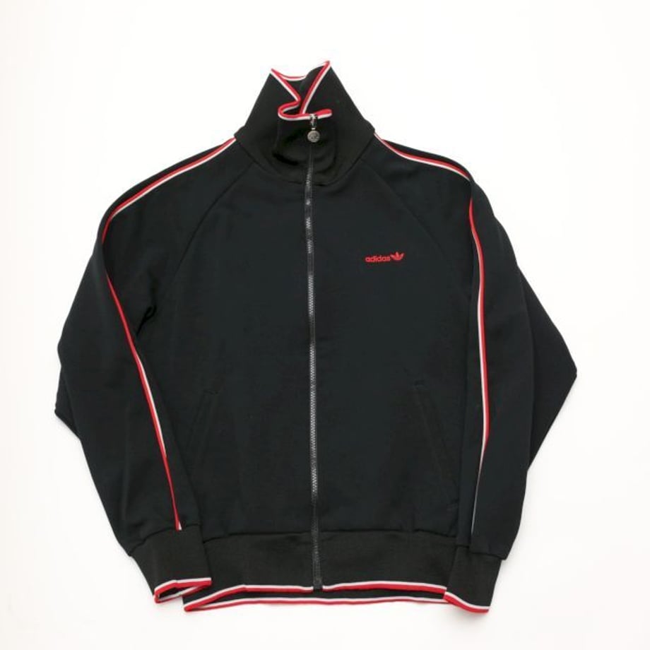61e5357ce8592611abc0febc