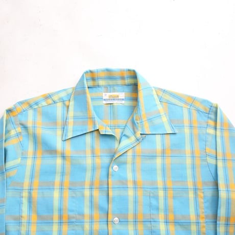70's Open Collared Plaid Shirt