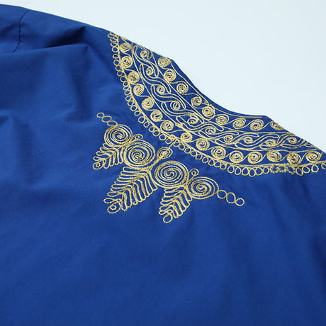 プルオーバー刺繍シャツ Pullover Embroidery Shirt