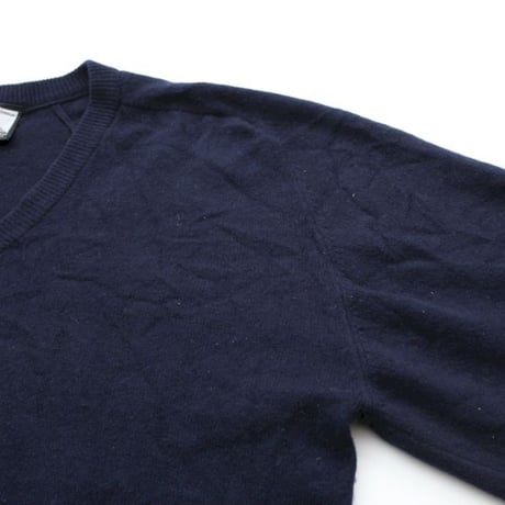 Cashmere V-Neck Knit Sweater MADE IN SCOTLAND