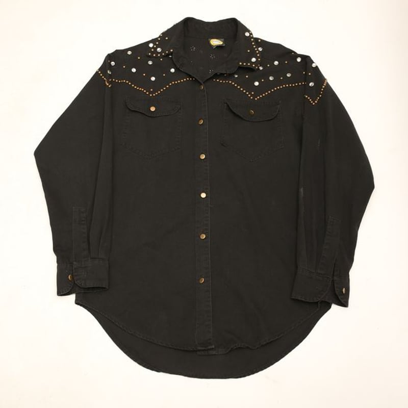 【極美品】オーバーサイズ スタッズ ウエスタンシャツ soerte 2枚襟 soerte（ソエルテ）の「Oversize studs western shirt