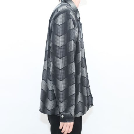 Black / White L/S Shirt