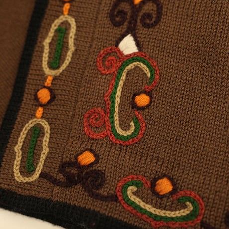 Embroidery Knit Cardigan