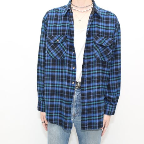 90's North West Territory Plaid Acrylic Shirt