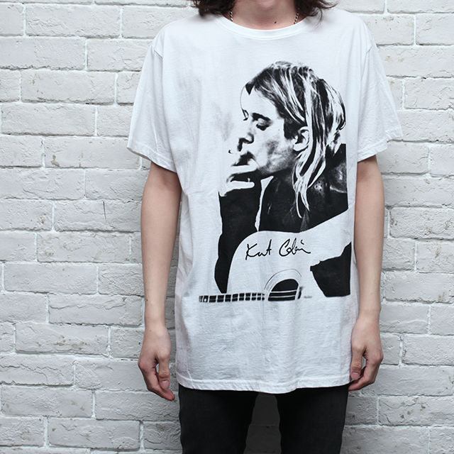 kurt cobain カートコバーン　ニルバーナ　Tシャツ