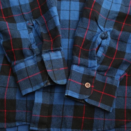 90's Le Tigre Plaid Acrylic Shirt
