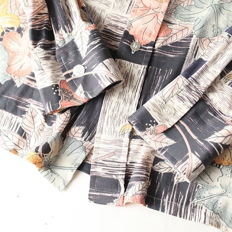 Flower Pattern L/S Shirt