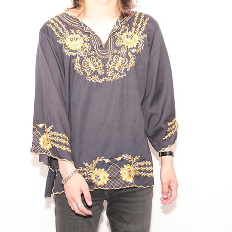 Embroidery Tunic Shirt