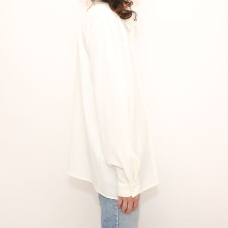 Pleats & Embroidery Design L/S Shirt