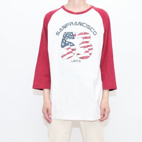 Levi's Raglan Sleeve T-Shirt