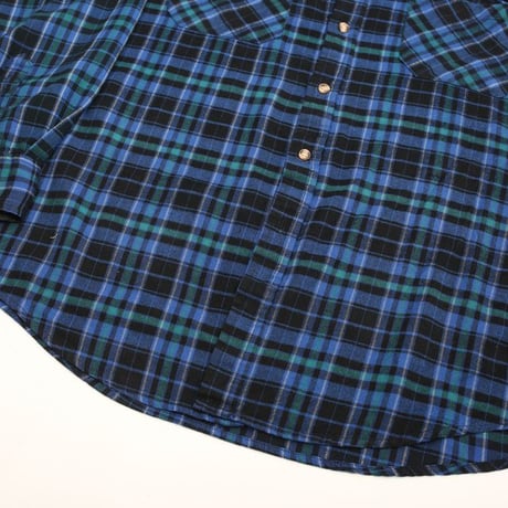 90's North West Territory Plaid Acrylic Shirt