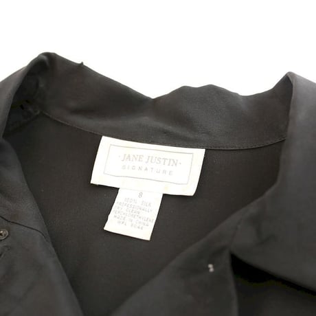 Open Collar Black Silk L/S Shirt Pleats Design