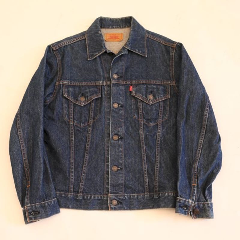 Levis 70505 Denim Trucker Jacket | Strato Levis 70505 Denim Trucker Jacket | Strato