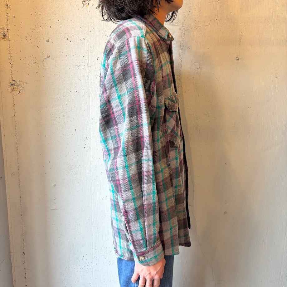 69928c93e5a6e606a221ab3e