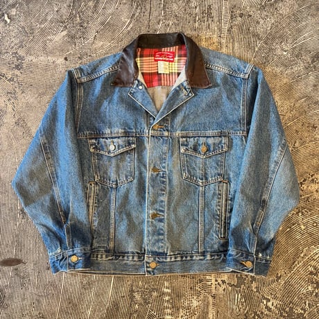 Marlboro Leather Collared Denim Jacket Loose Silhouette