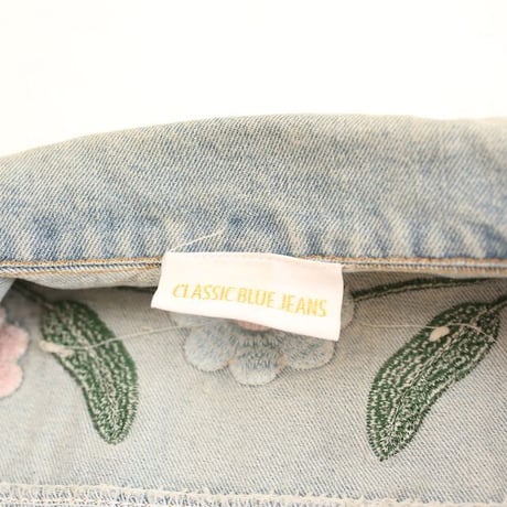 Flower Embroidery Denim Jacket