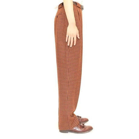Hound's Tooth Pattern Pleats Design Pants