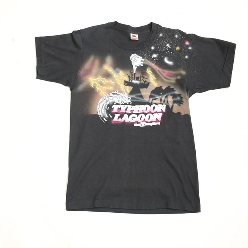 は*)様 ヴィンテージ90s希少DisneyTシャツタイフーンラグーンAOPファ 90s Disney T-Shirt 