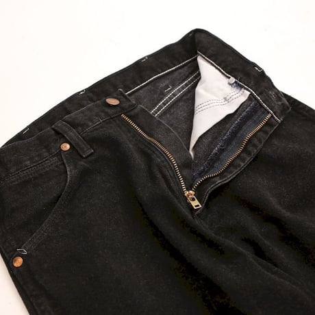 Wrangler 13MWZWK Black Denim Pants