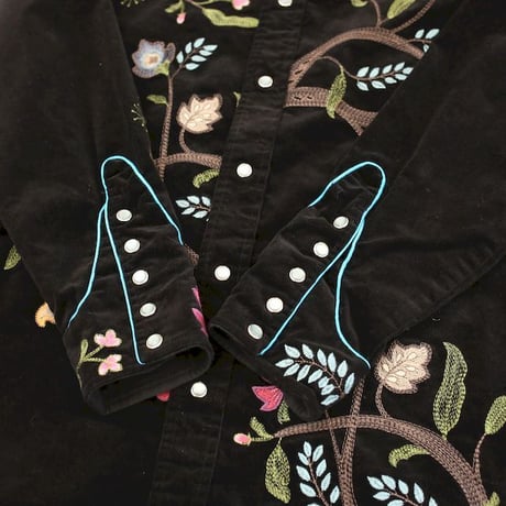 Flower Embroidery Corduroy Western L/S Shirt