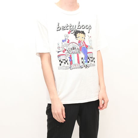 90s Betty T-Shirt