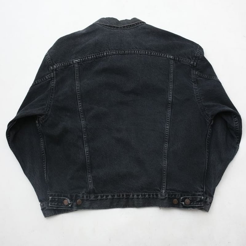 90s Levi's 70507 ブラックデニム　トラッカージャケット　Lサイズ 古着 90s Levi's 70507 デカタグ 先染め ブラック デニム