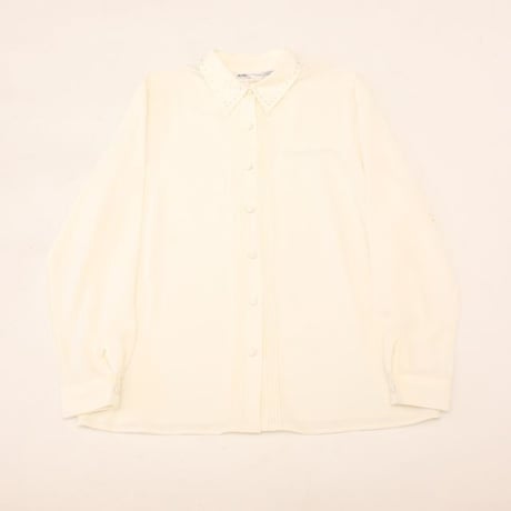 Pleats & Embroidery Design L/S Shirt