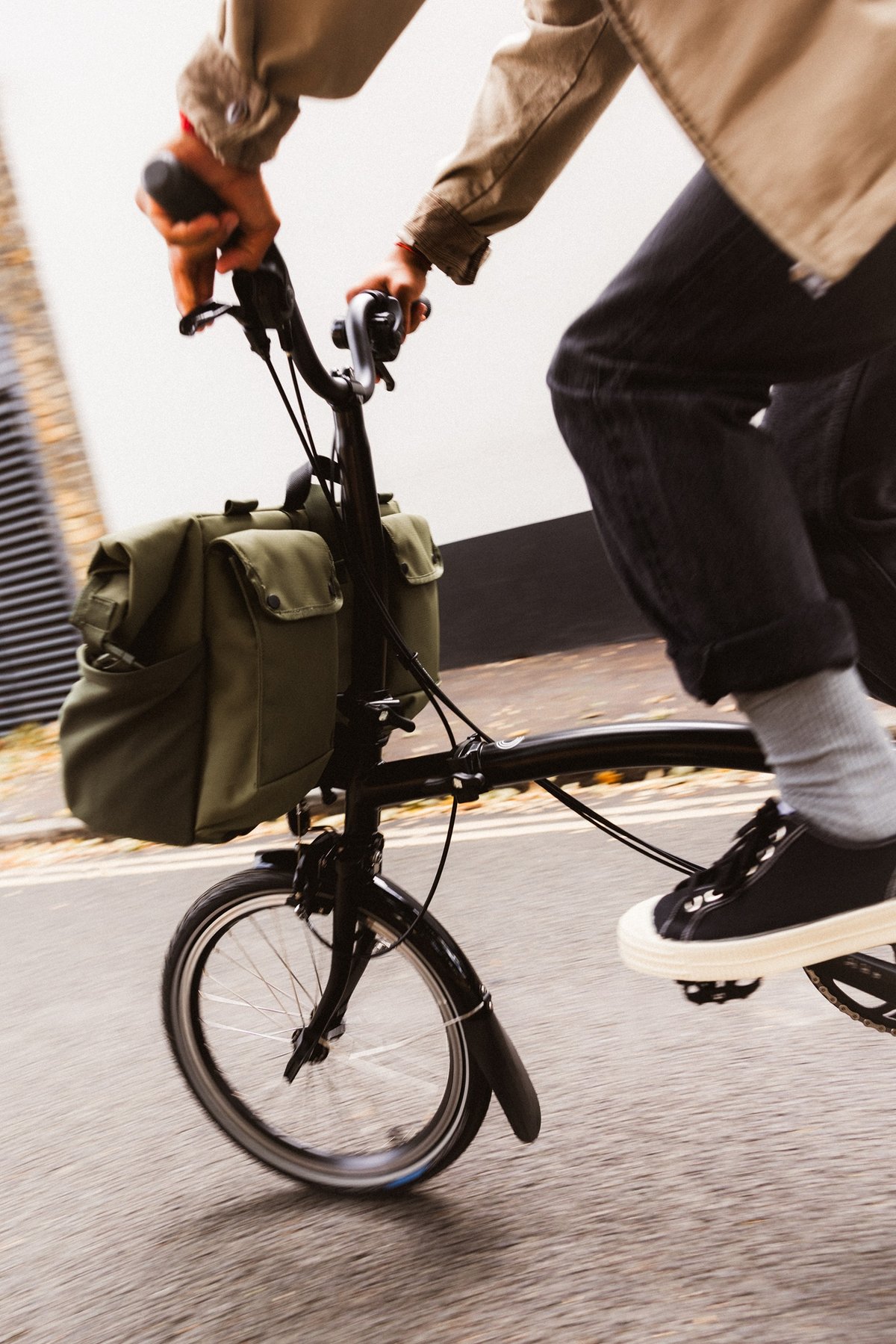 BROMPTON Rolltop Bag L 【28L】 | LORO CYCLE WORKS