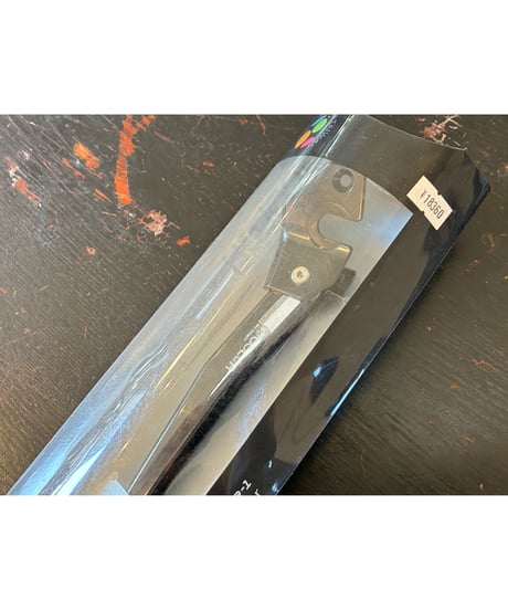ColorPlus　BL02 20″ Kickstand ブラック　【箱あり、展示品】