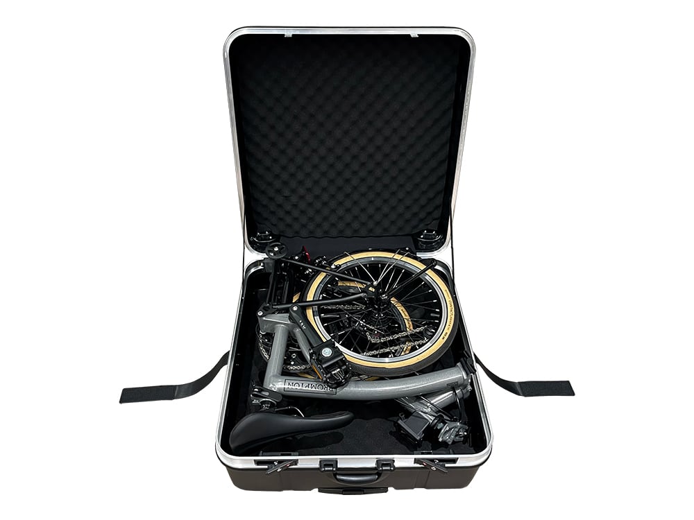 B&W foldon case with 4 wheels | LORO CYCLE WORK