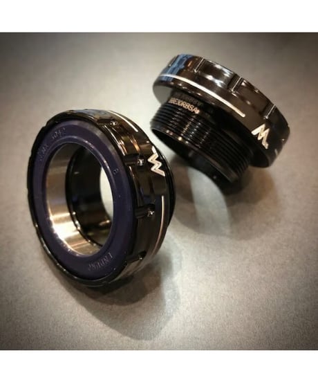 White Industries [BSA 30mm Bottom Bracket / Black] セラミック
