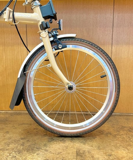 SCHWALBE　MARATHON ALMOTION