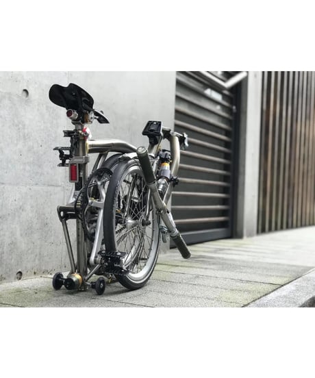 ColorPlus　イージーホイールforBrompton BLACK　【箱あり、展示品】