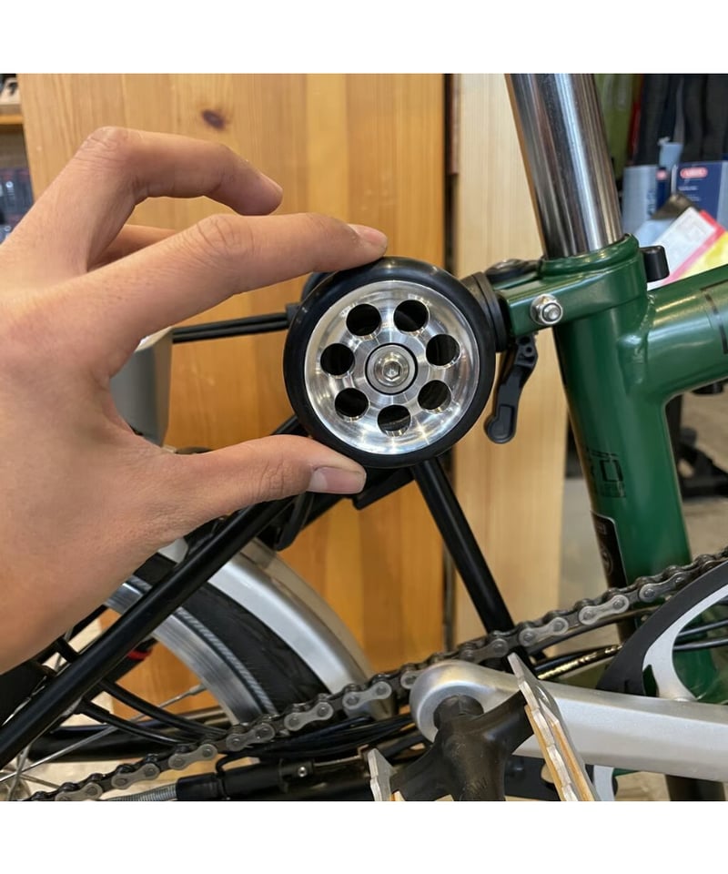 SON Easy Wheel for Brompton | LORO CYCLE WORKS