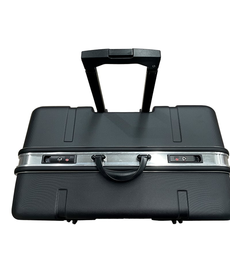 B&W foldon case with 4 wheels | LORO CYCLE WORK