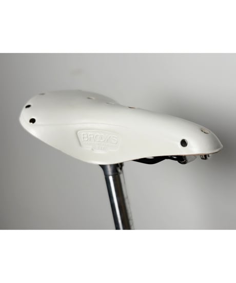【限定生産品】BROOKS　B17 STANDARD WHITE