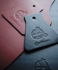 Off yer bike　 [Leather mudflap set]