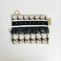 ポーチミニ（England Ivory Black tweed ・White Black ribbon Black frill)