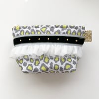 ポーチマチ付き（USA  cotton・neon yellow leopard・light gray  khaki  ribbon )