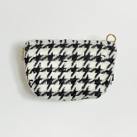 ポーチマチ付き（England White Black  tweed・Black White  ribbon Black frill)