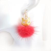 キャットマスクのファーピアス&イヤリング『ピンク』