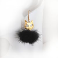 キャットマスクのファーピアス&イヤリング『黒』