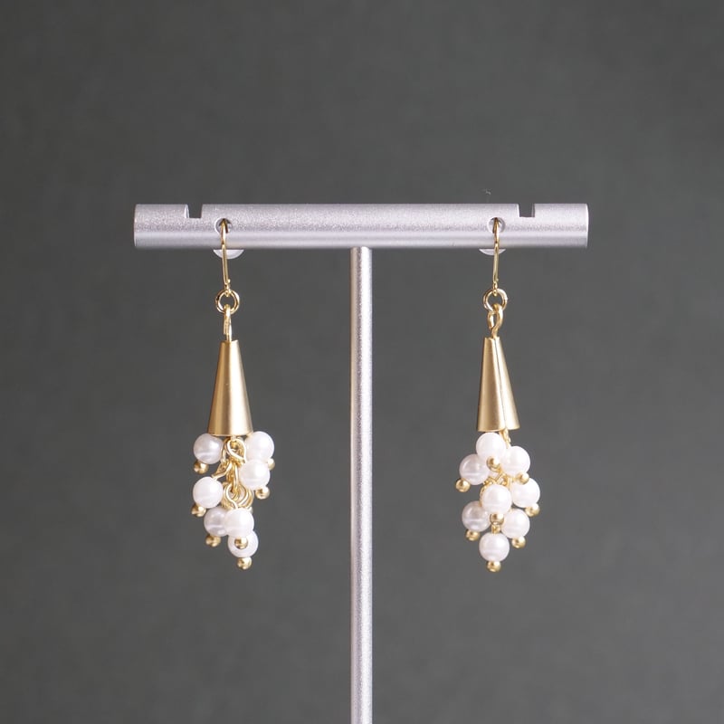 山葡萄の皮輪ボールペンダントとイヤリング、その他。 山葡萄の皮輪ボールペンダントとイヤリング、その他