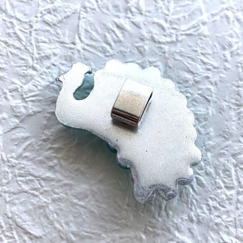 孔雀の帯留（ライトブルー） | 和や庵